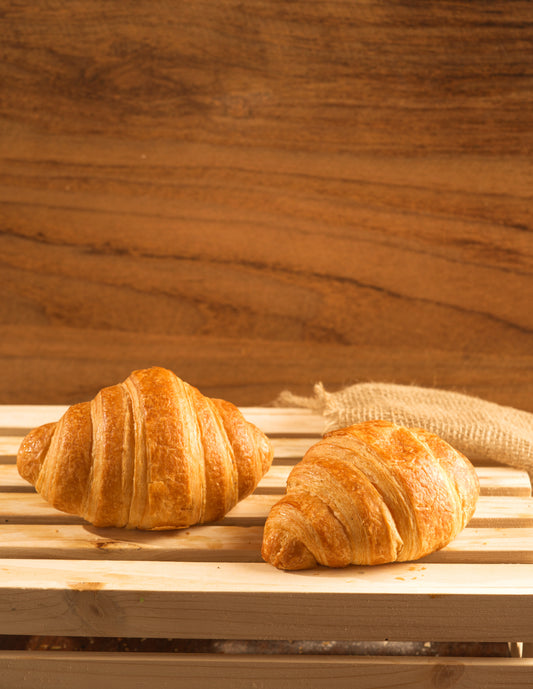 Croissant (*contains egg*)
