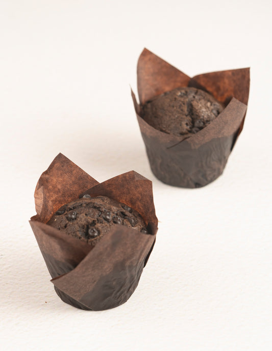 Chocolate muffin (*contains egg*)