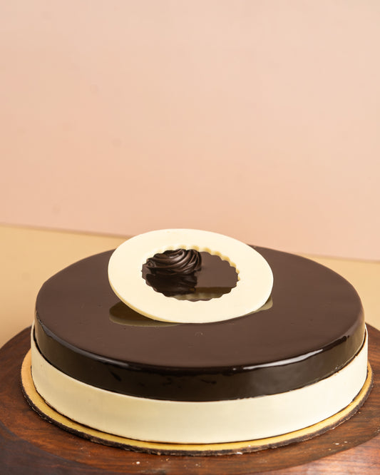 Eggless Chocolate Truffle Cake